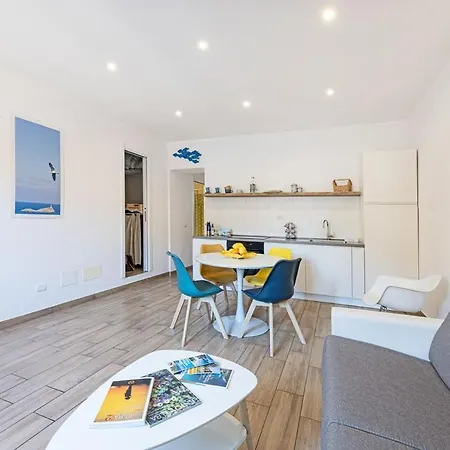 Cosmopoli - Porta A Mare Appartement *
